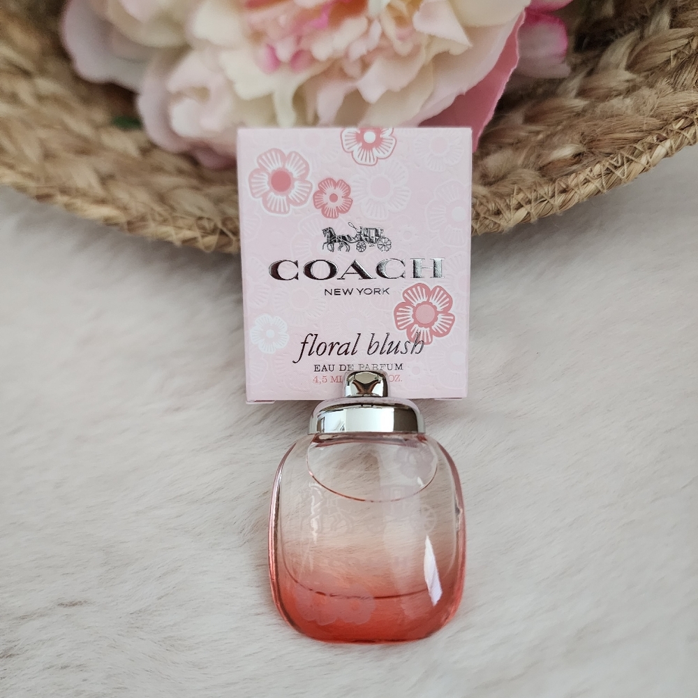 💓NEW Coach Floral blush mini perfum
